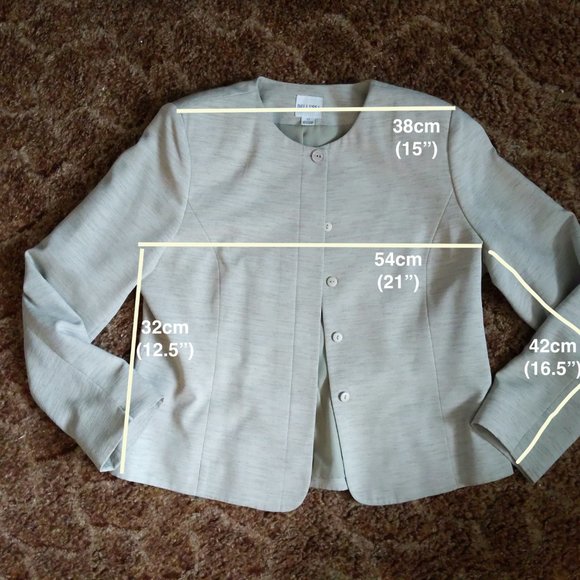 Bellessa Light Olive Green Long Sleeve Blazer - Picture 3 of 9